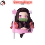 Figurine Demon Slayer avec Drapeau Nezuko