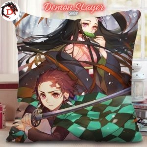 Housse de Coussin Demon Slayer Nezuko et Tanjiro et leur Katana